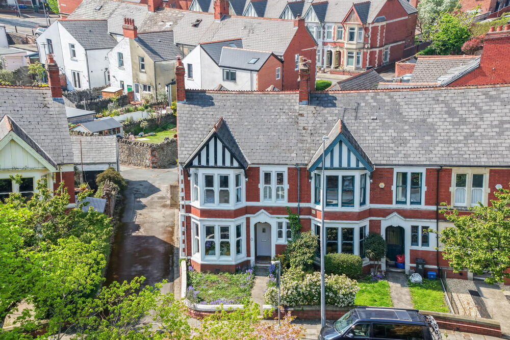 Waterloo Road, Penylan