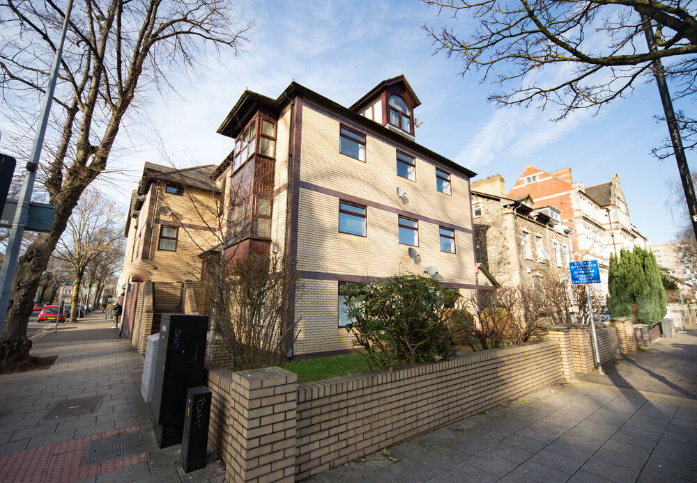 West Grove Court, Roath